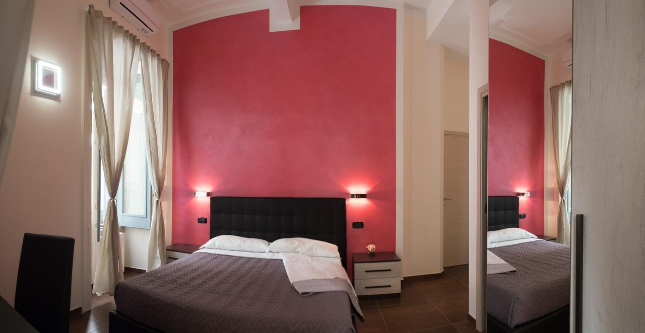Corallo Rooms Salerno Bagian luar foto