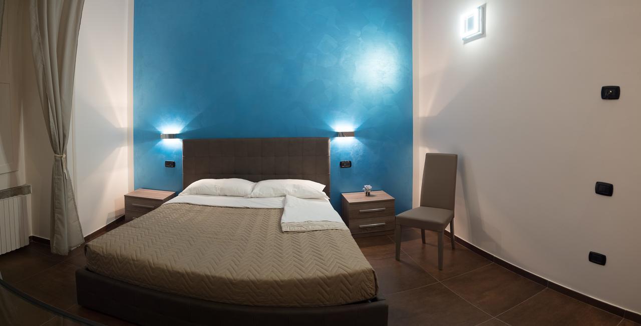 Corallo Rooms Salerno Bagian luar foto