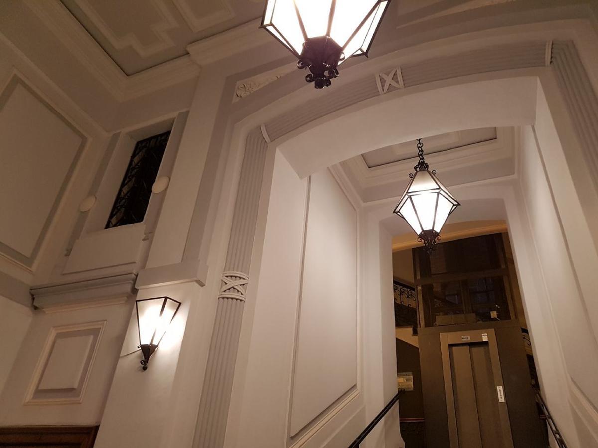 Corallo Rooms Salerno Bagian luar foto