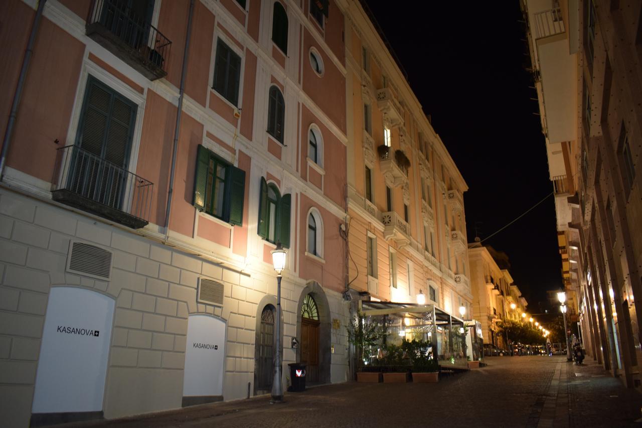 Corallo Rooms Salerno Bagian luar foto