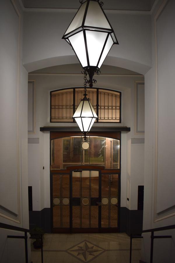 Corallo Rooms Salerno Bagian luar foto