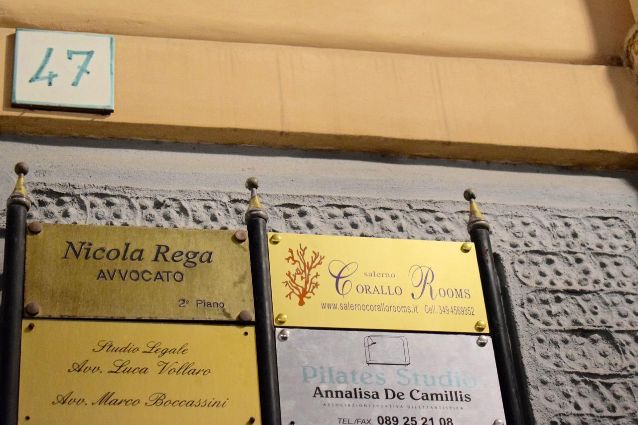 Corallo Rooms Salerno Bagian luar foto