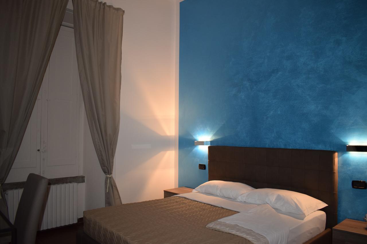Corallo Rooms Salerno Bagian luar foto