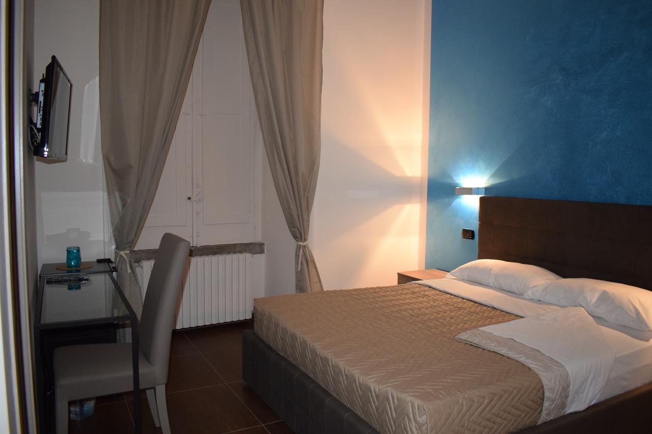 Corallo Rooms Salerno Bagian luar foto